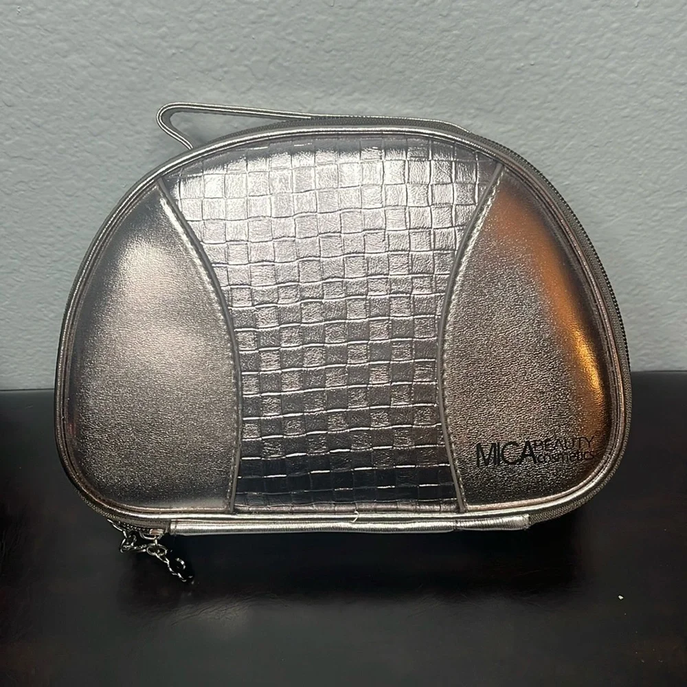 MICA Cosmetic Bag with Extras